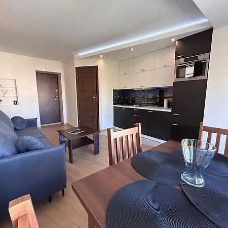 Apartment Bright 1 Bedroom Apt. With Balcony. Self Check In Palanga