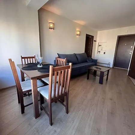 Apartment Bright 1 Bedroom Apt. With Balcony. Self Check In Palanga
